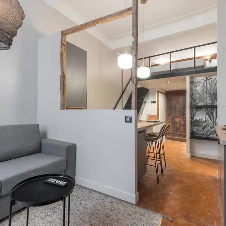 Appartamento Charming 2 Bdr Old Town Nizza Esterno foto