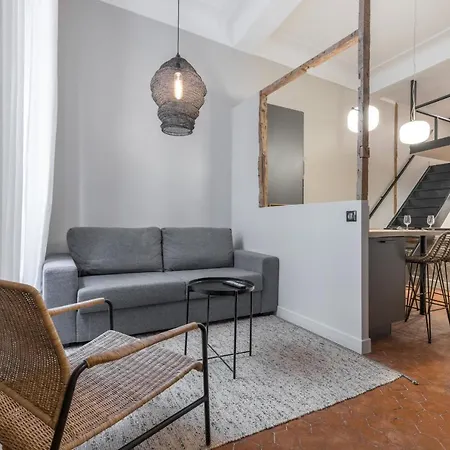 Appartamento Charming 2 Bdr Old Town Nizza Esterno foto