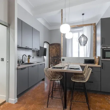 Appartamento Charming 2 Bdr Old Town Nizza Esterno foto