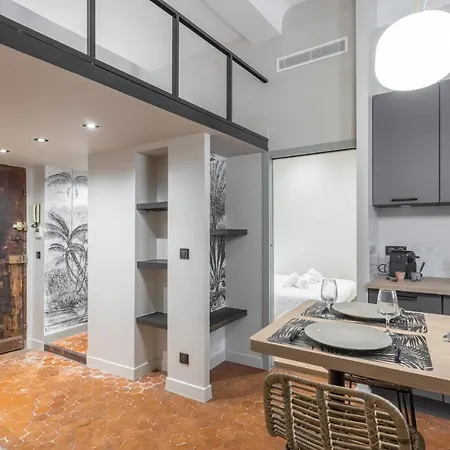 Appartamento Charming 2 Bdr Old Town Nizza Esterno foto